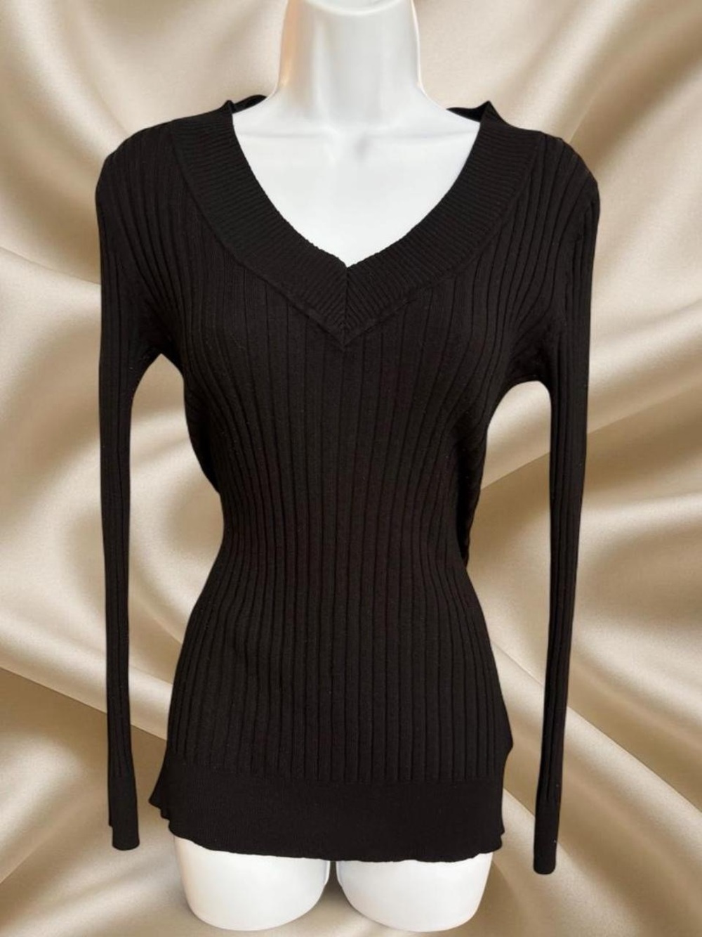 AB Studio Black Ribbed V-Neck Pullover